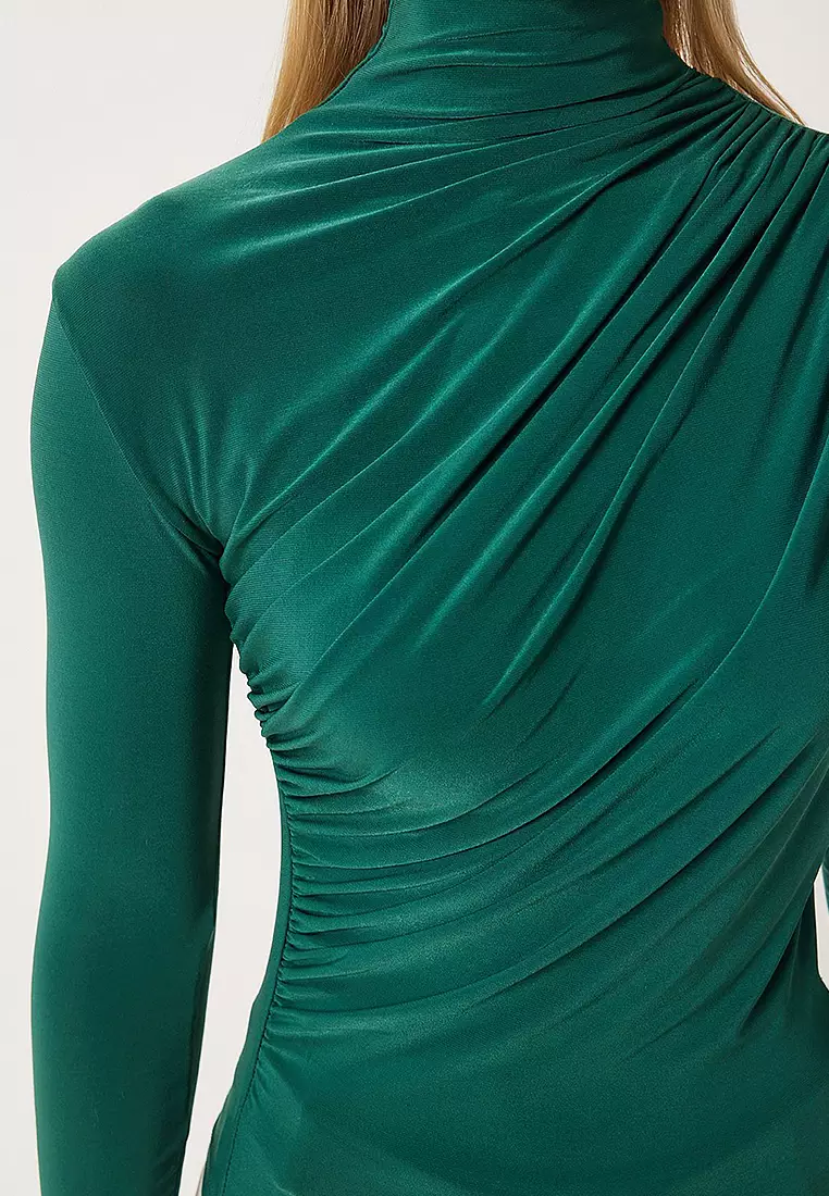 Gather Detailed High Collar Sandy Blouse