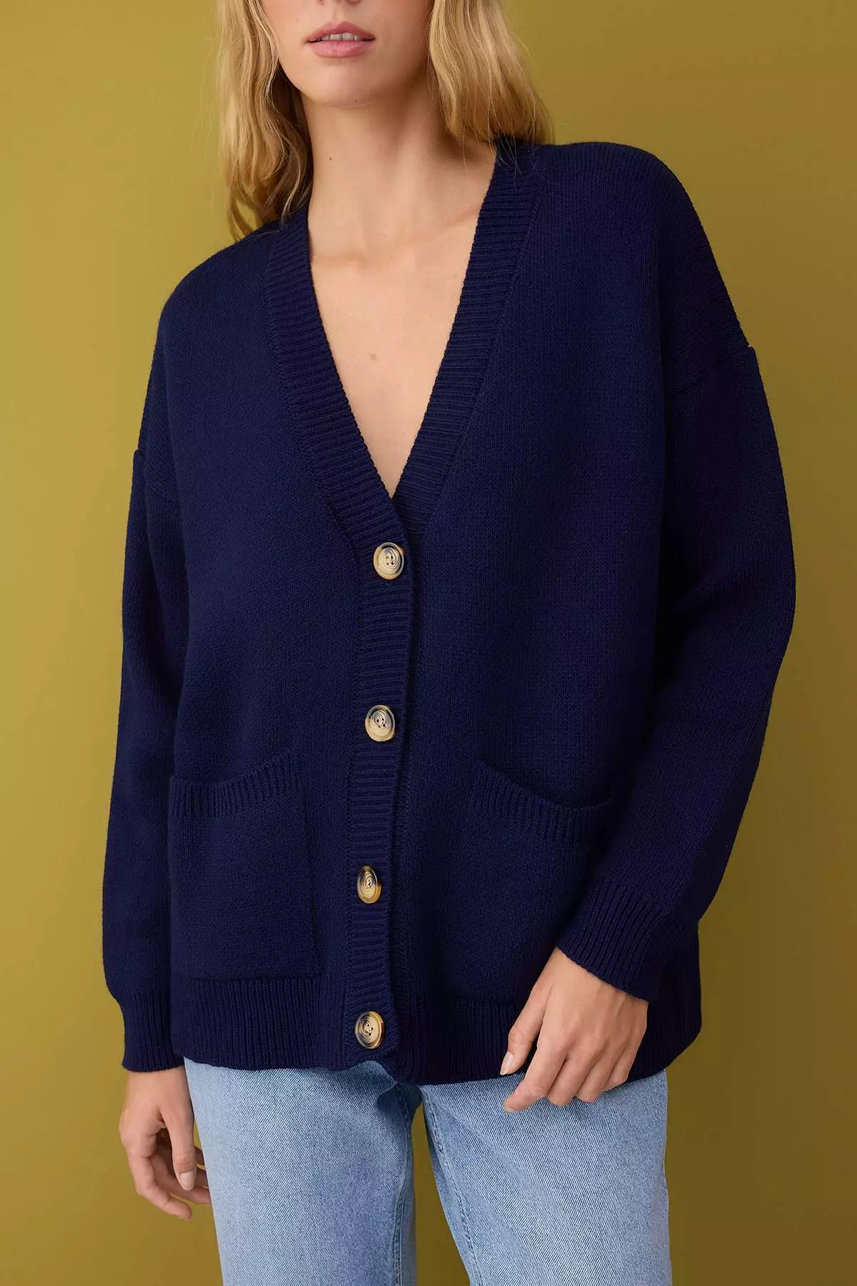 Navy Blue Wide Pattern Basic Knit Cardigan