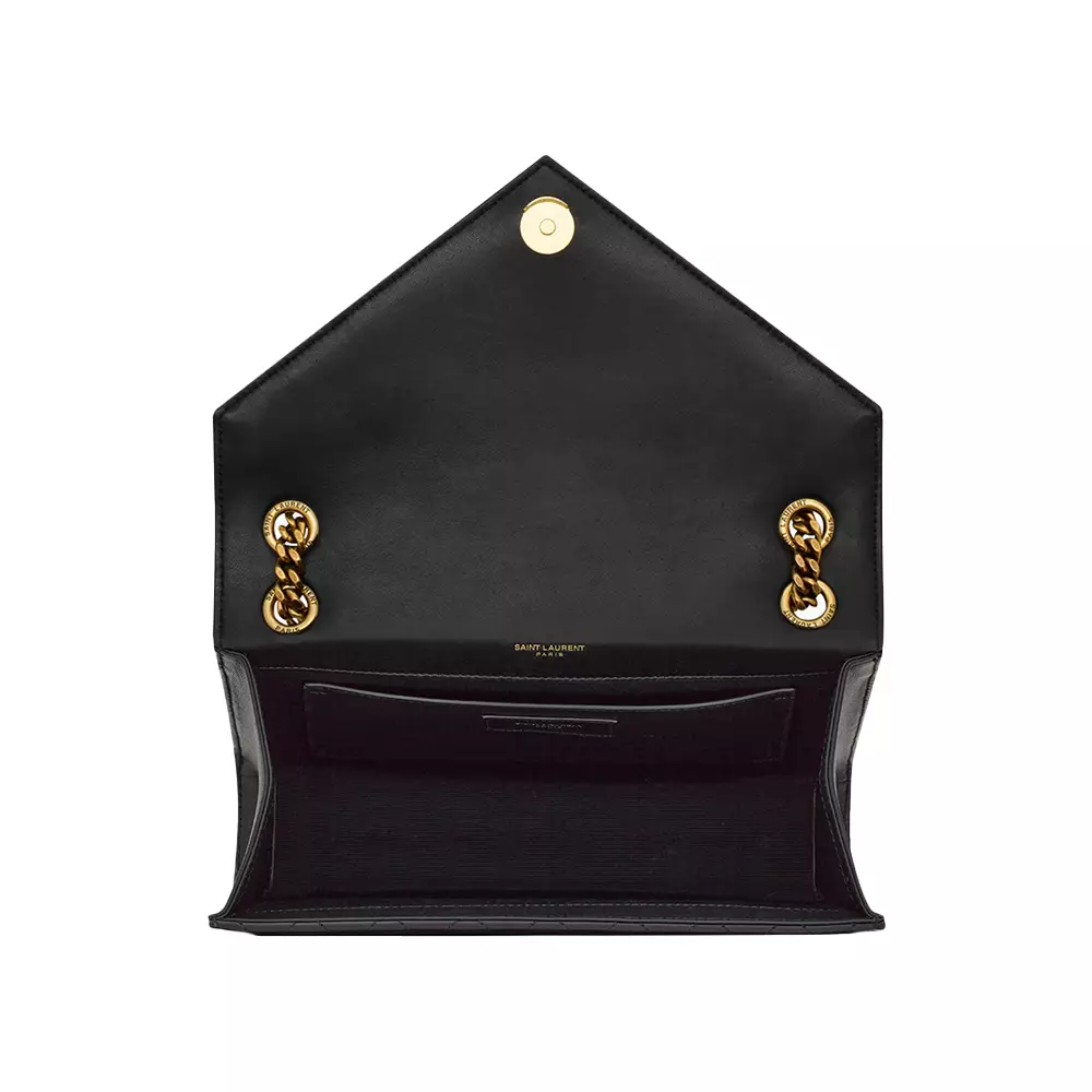 Envelope Medium Matelassé Lambskin Black Ghw