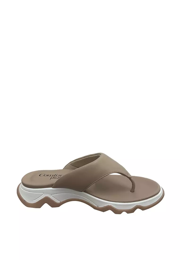 Discount on Comfort Plus by Predictions  shoes - SKU: Women's Mandy Sandal