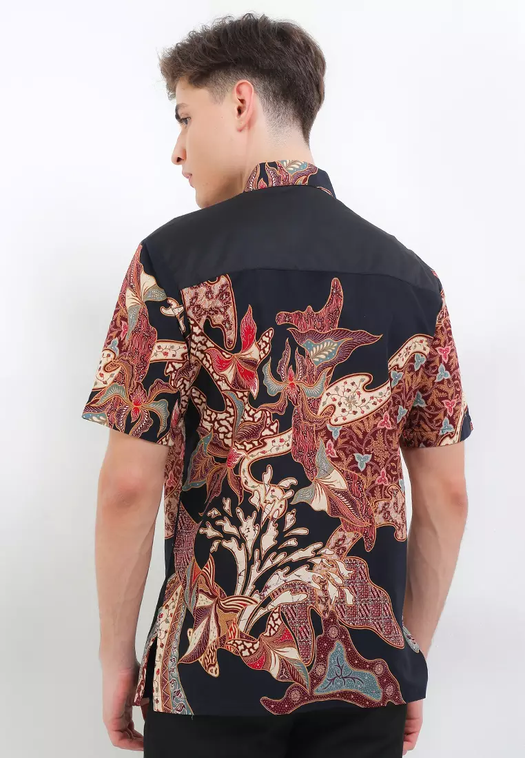 Hem Body Fit Batik Daun
