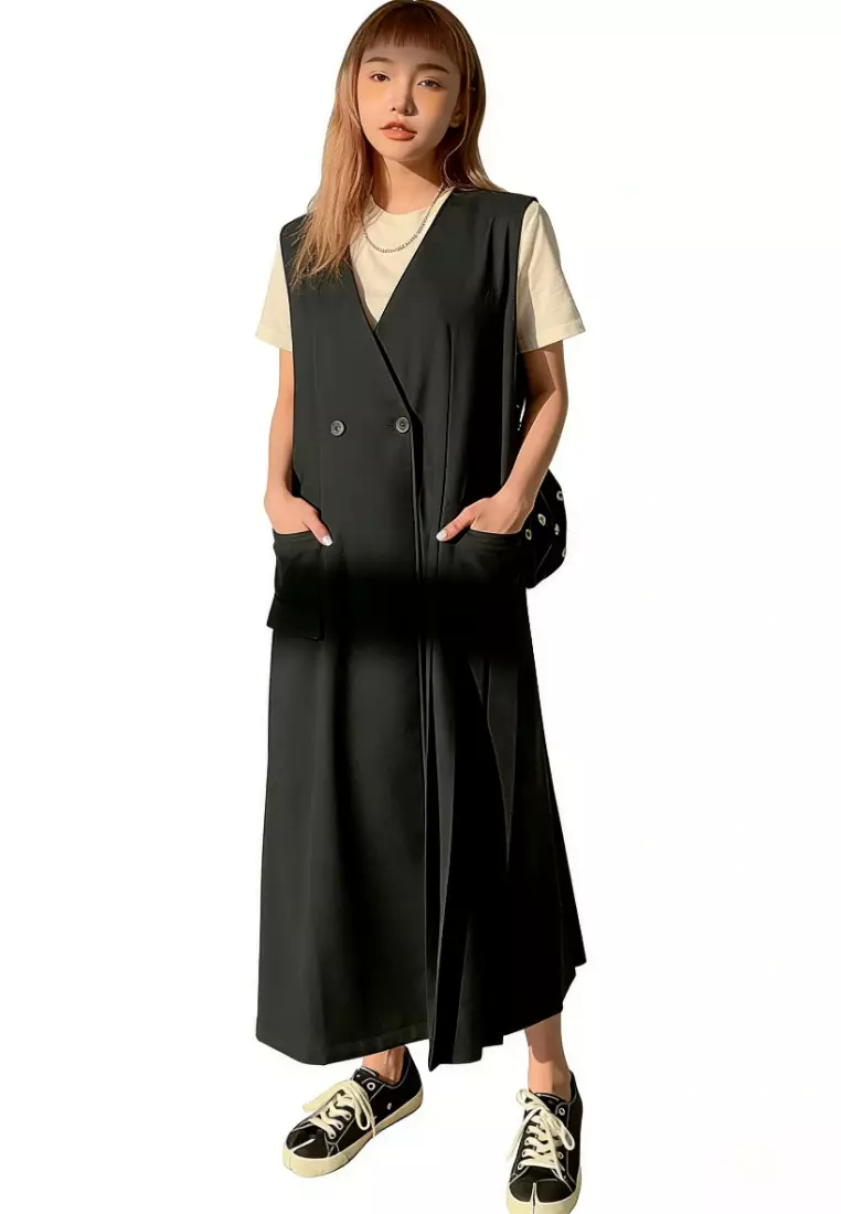 V-Neck Cross Button Pleated Sleeveless Dress CA26031919BK