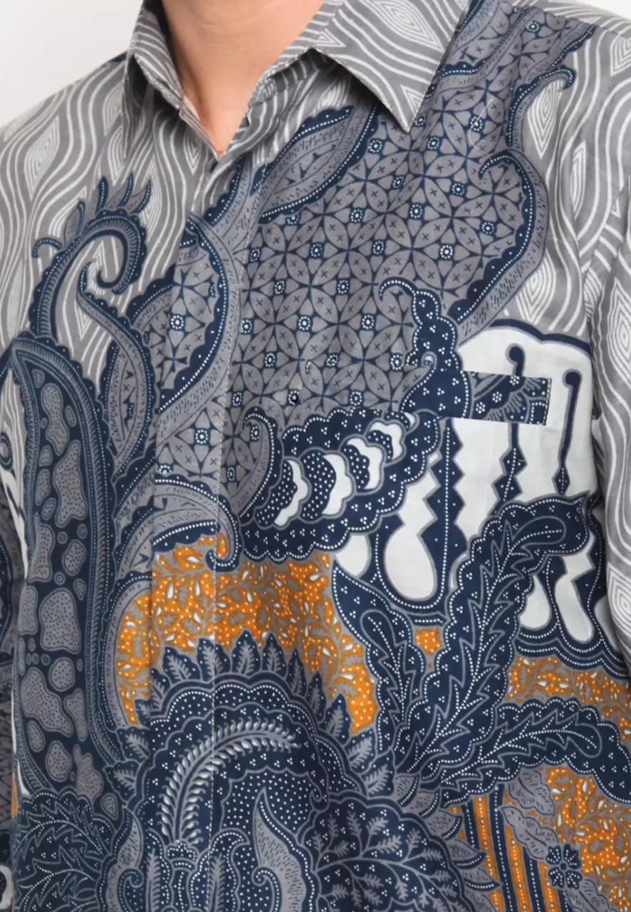 Sakra Biru Kemeja Batik Pria Premium Slimfit Modern Lengan Panjang