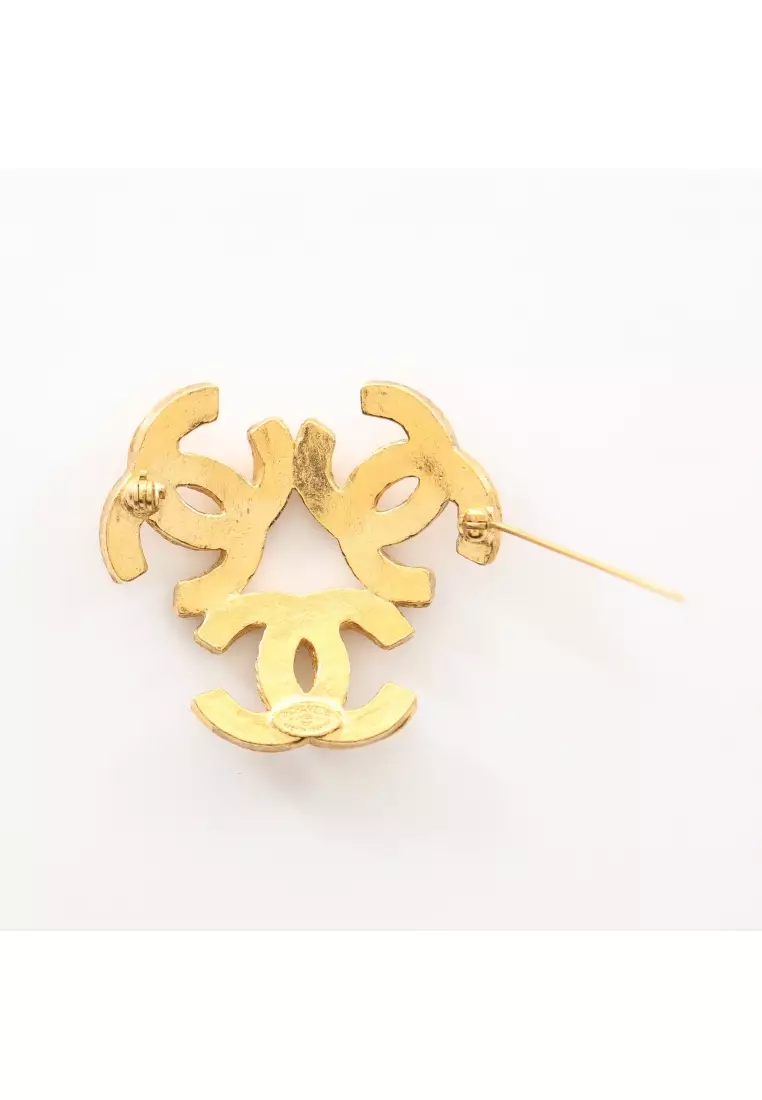 Chanel Pre-loved CHANEL triple coco mark brooch GP gold 94A 2023, Buy  Chanel Online