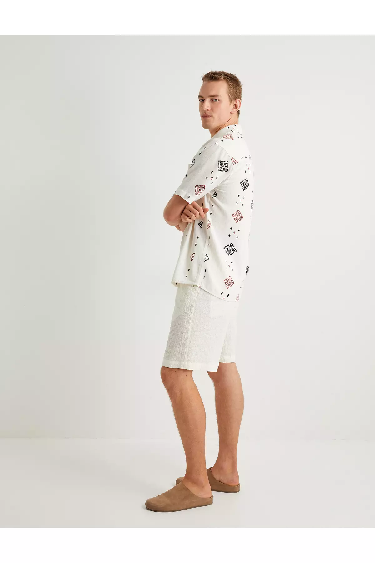 Short Sleeve Shirt Vintage Print Buttoned Collar Detail Regular Fit