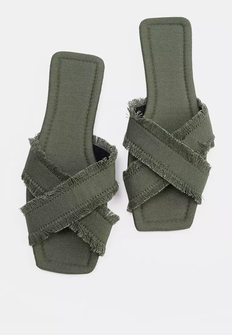 Frayed Flat Sandals