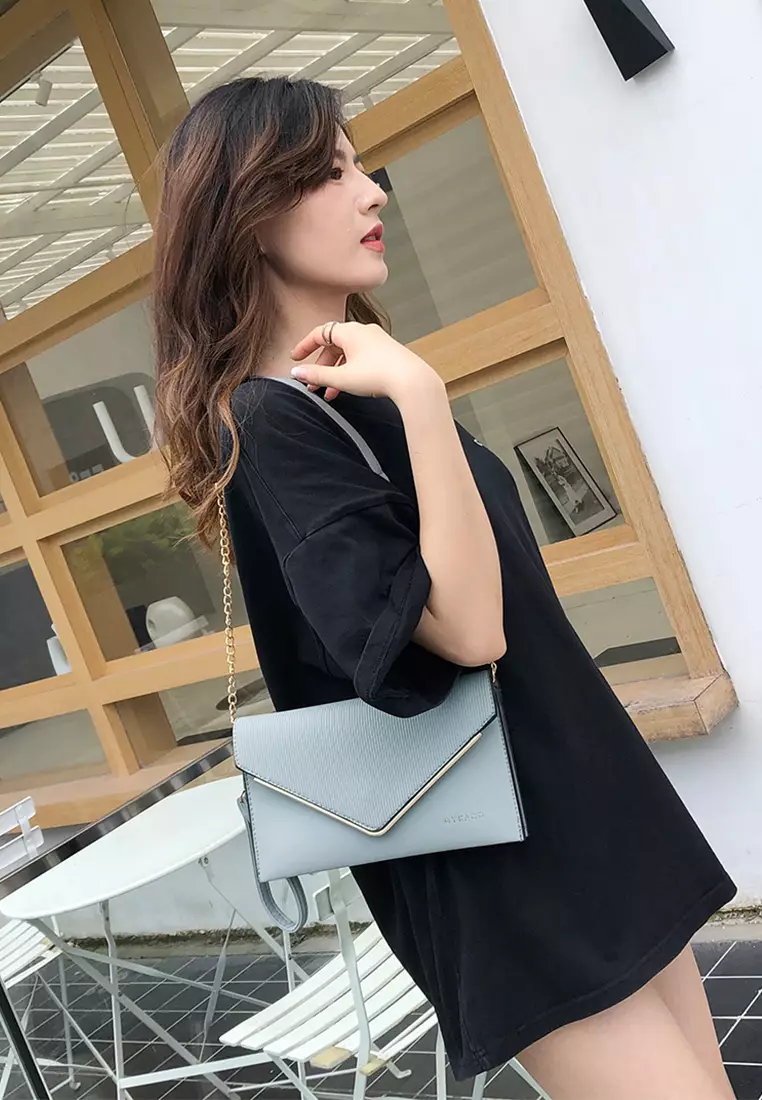 GYKACO DELANEY Baby Blue - Dompet & Clutch Wanita - Fashion Wallet & Clutch