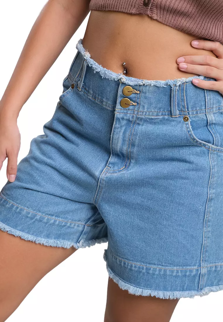 Two Button Denim Shorts With Raw Edge