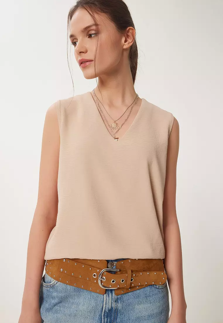 Sleeveless Ayrobin Blouse