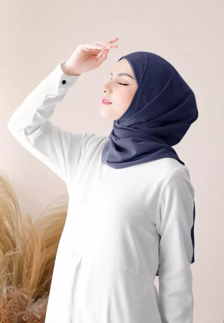Pashmina Inner Instan 2in1 Ceruty Baby Doll - Dark Navy