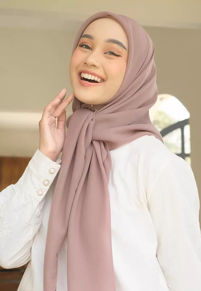 Polly Cotton (Hijab Segiempat Bella Square) Deep Chocolate