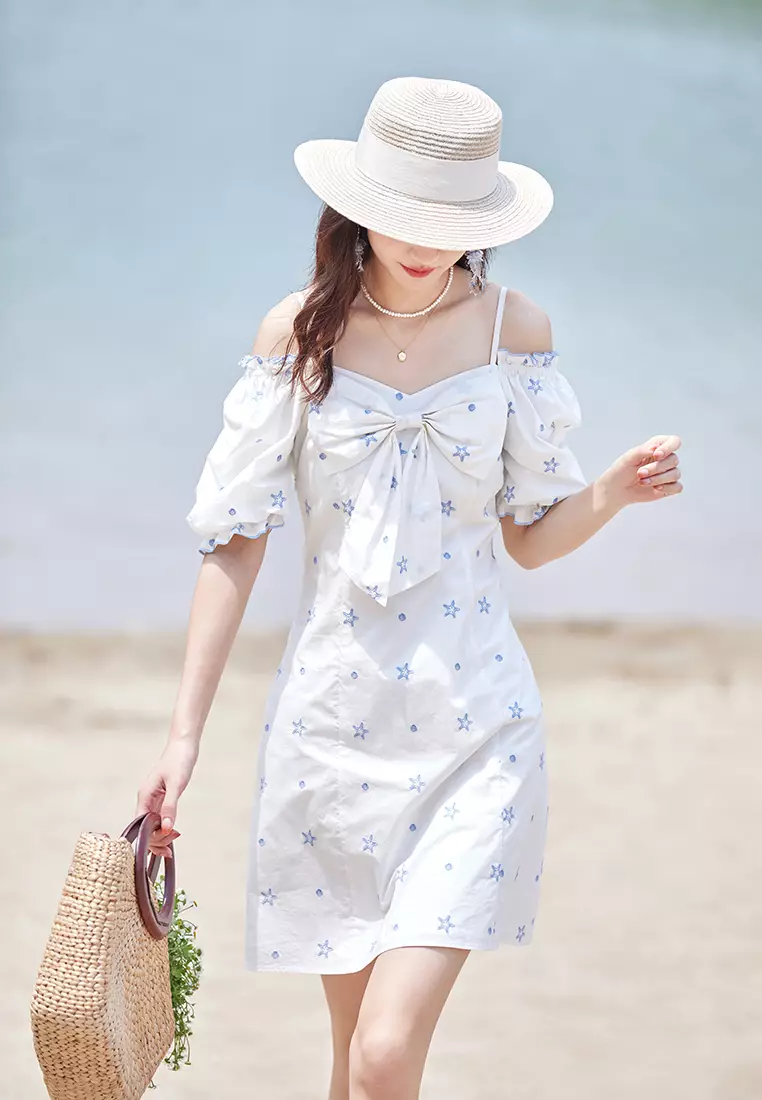 Puff Sleeve Summer Dress with Star Print Design