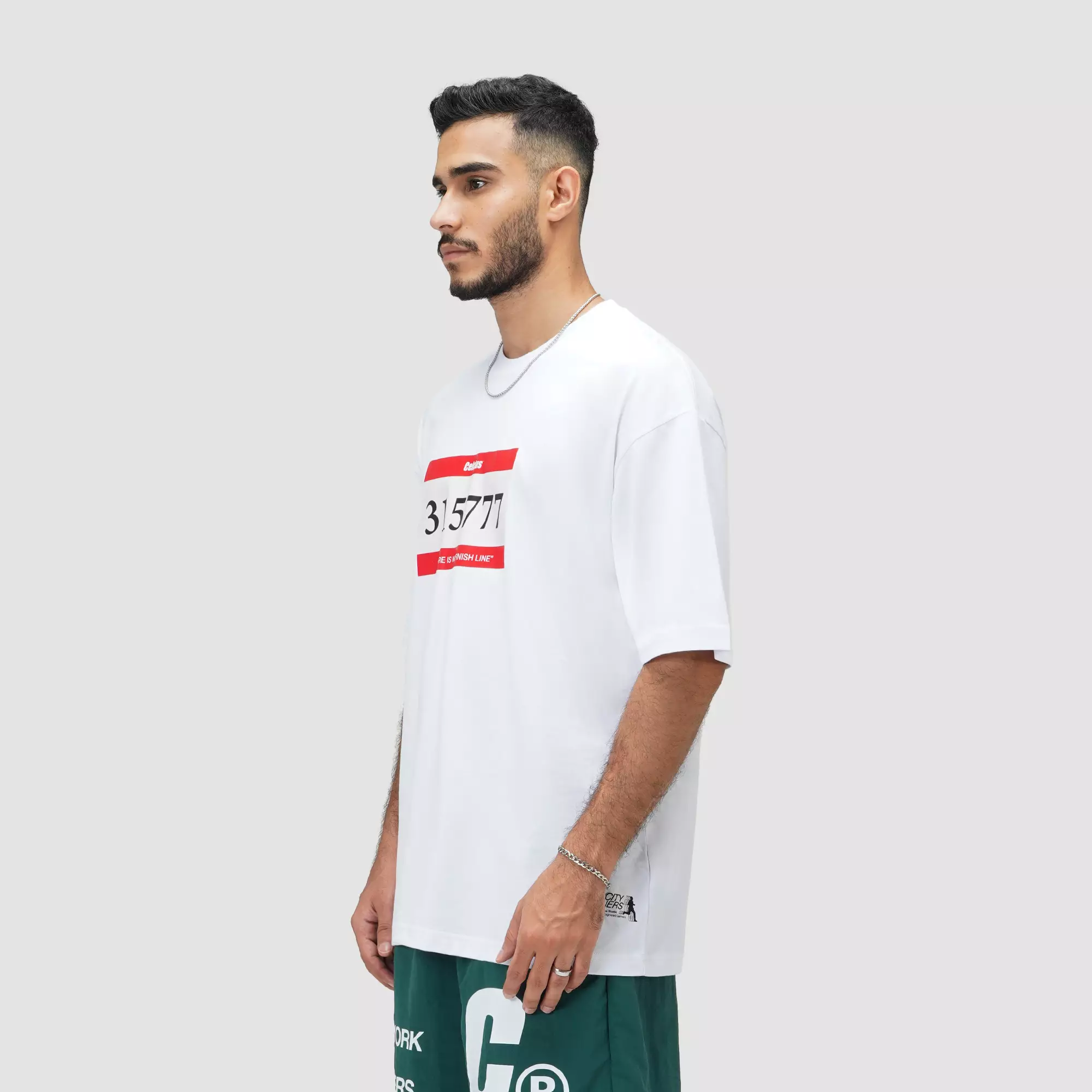 CELCIUS Runner Sticker Graphic T-shirt LIN001523C Putih