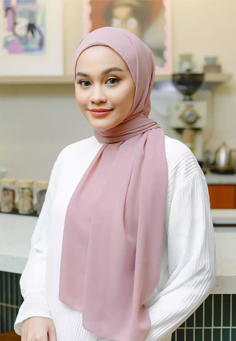 Bawal Eyelash Shawl Peony