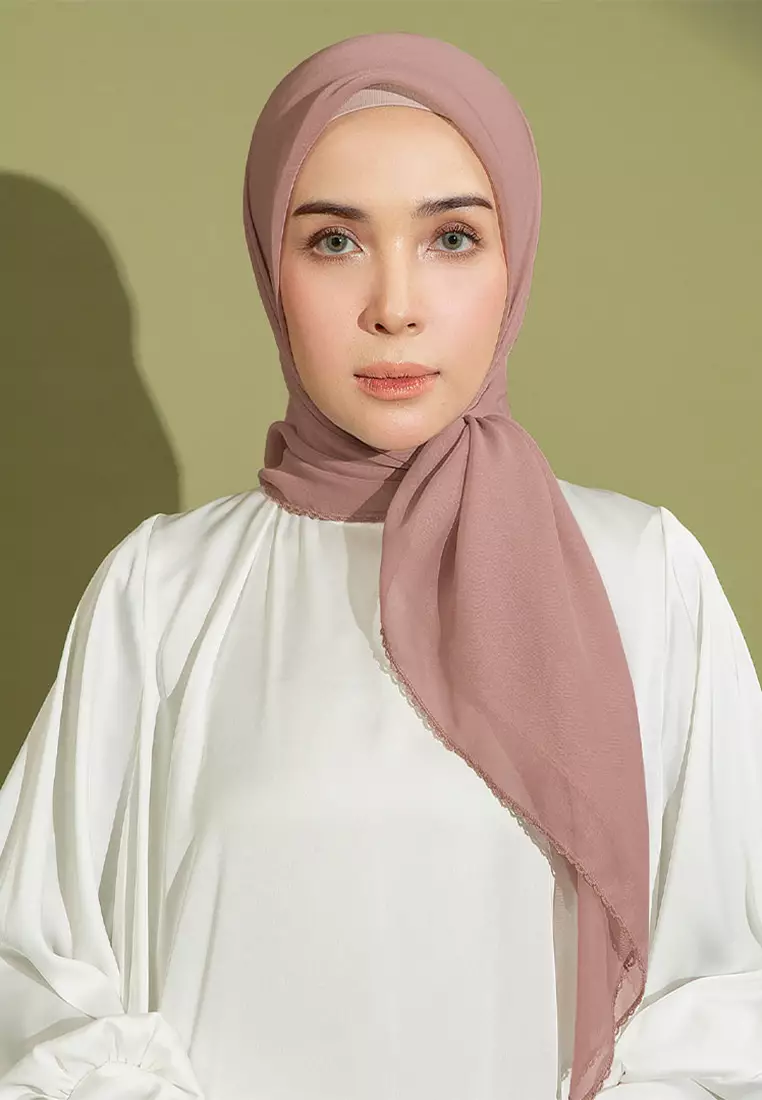 Paris Embroidery Signature Square (Lozy X Hamidah) Choco Dusty