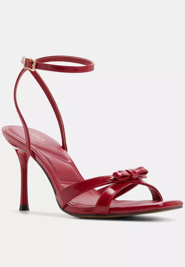 Leesia Heels