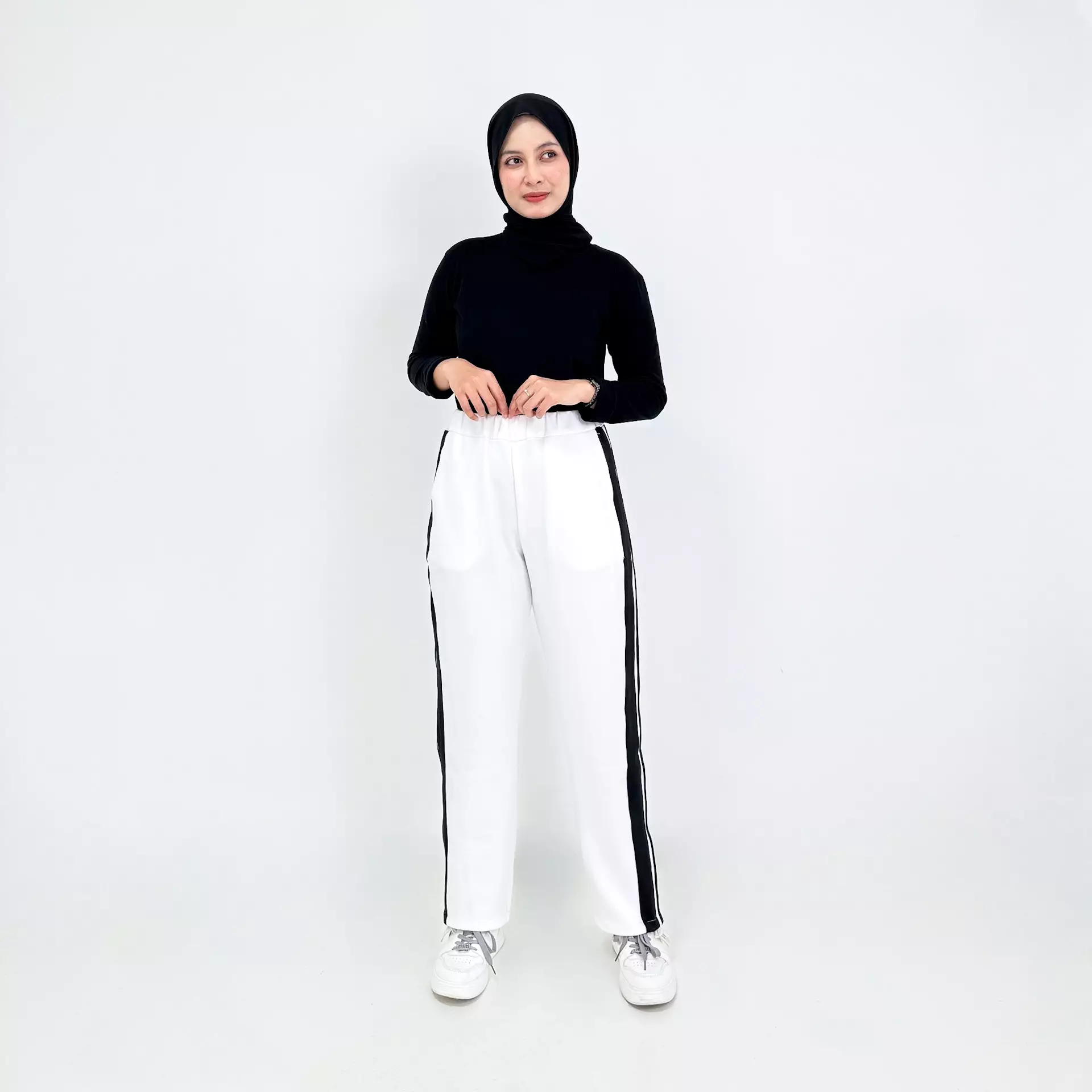 Celana Panjang Wanita Sweet Sporty Liana PUTIH Size M-XXL