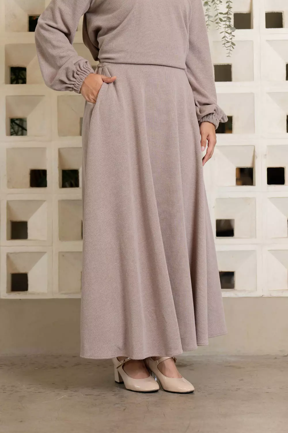 Klamby - Tyra Blouse & Skirt Set Coffee