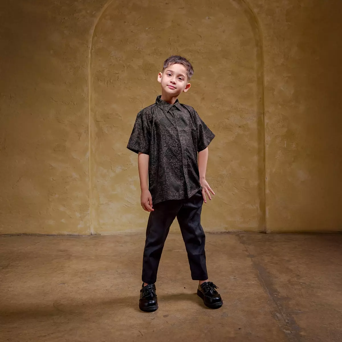 ZM Zaskia Mecca - Lais Plum Kemeja Koko Anak Pria - Teman Serumpun - Edisi Laos