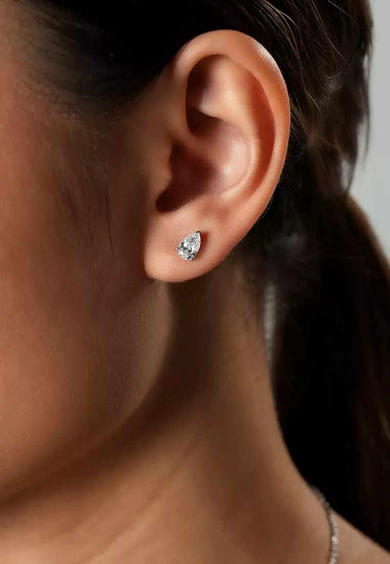 1.06ct TDW Refined Pear Lab Grown Diamond Stud Earrings in 14K White Gold D/E-VVS/VS