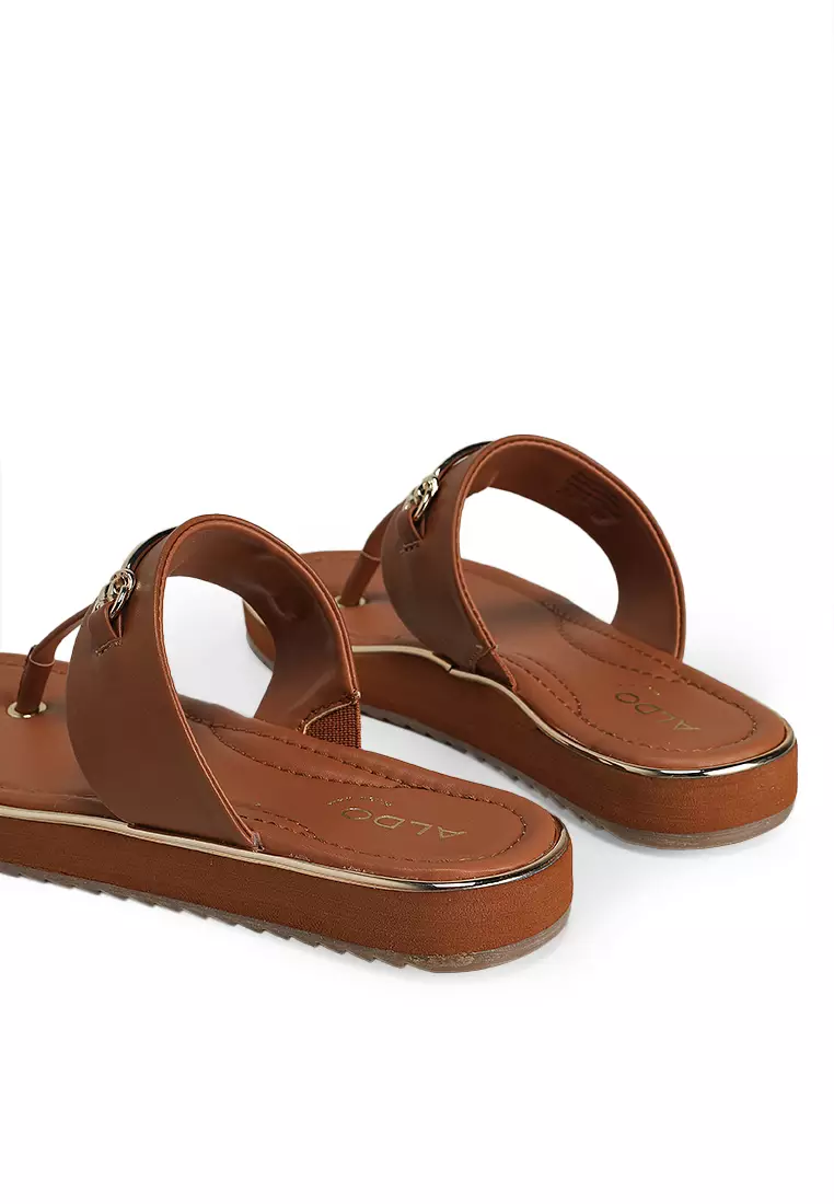 Lobredanten T-Strap Sandals