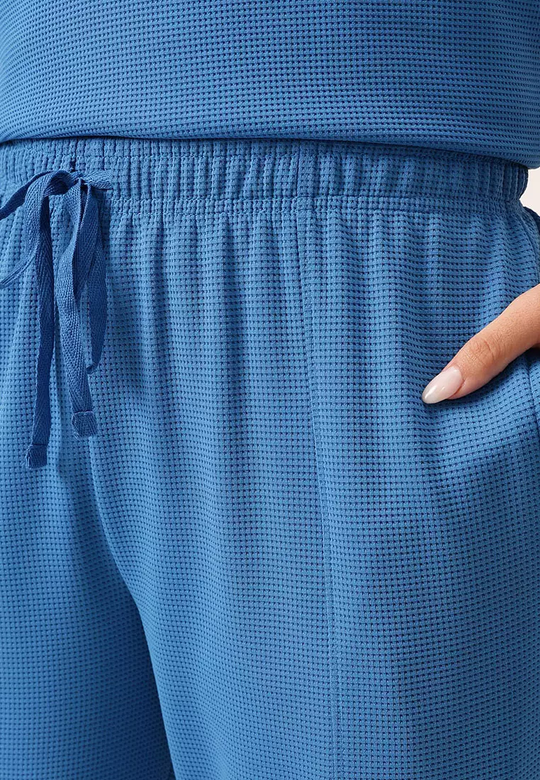 Clovia Chic Basic T-shirt & Pyjama Set in Blue - Waffle