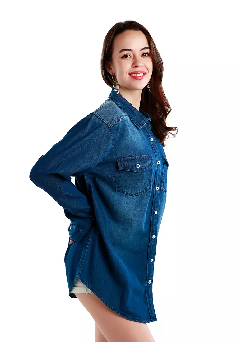 Kemeja Denim Ombre Kancing Bawah Biru Tengah