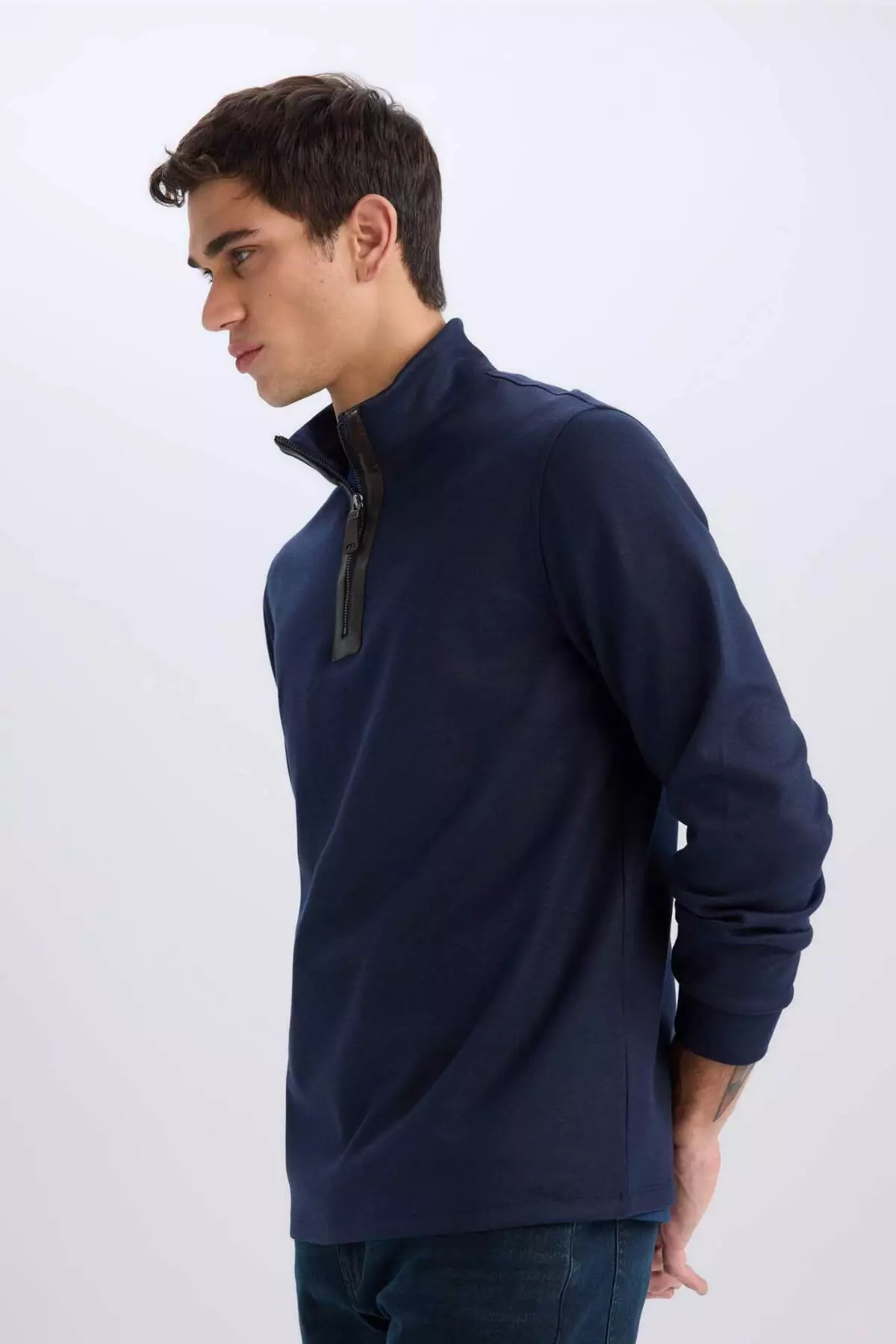 Inverted Stand Collar Half Zip Basic Sweatshirt D7226Ax25Sp