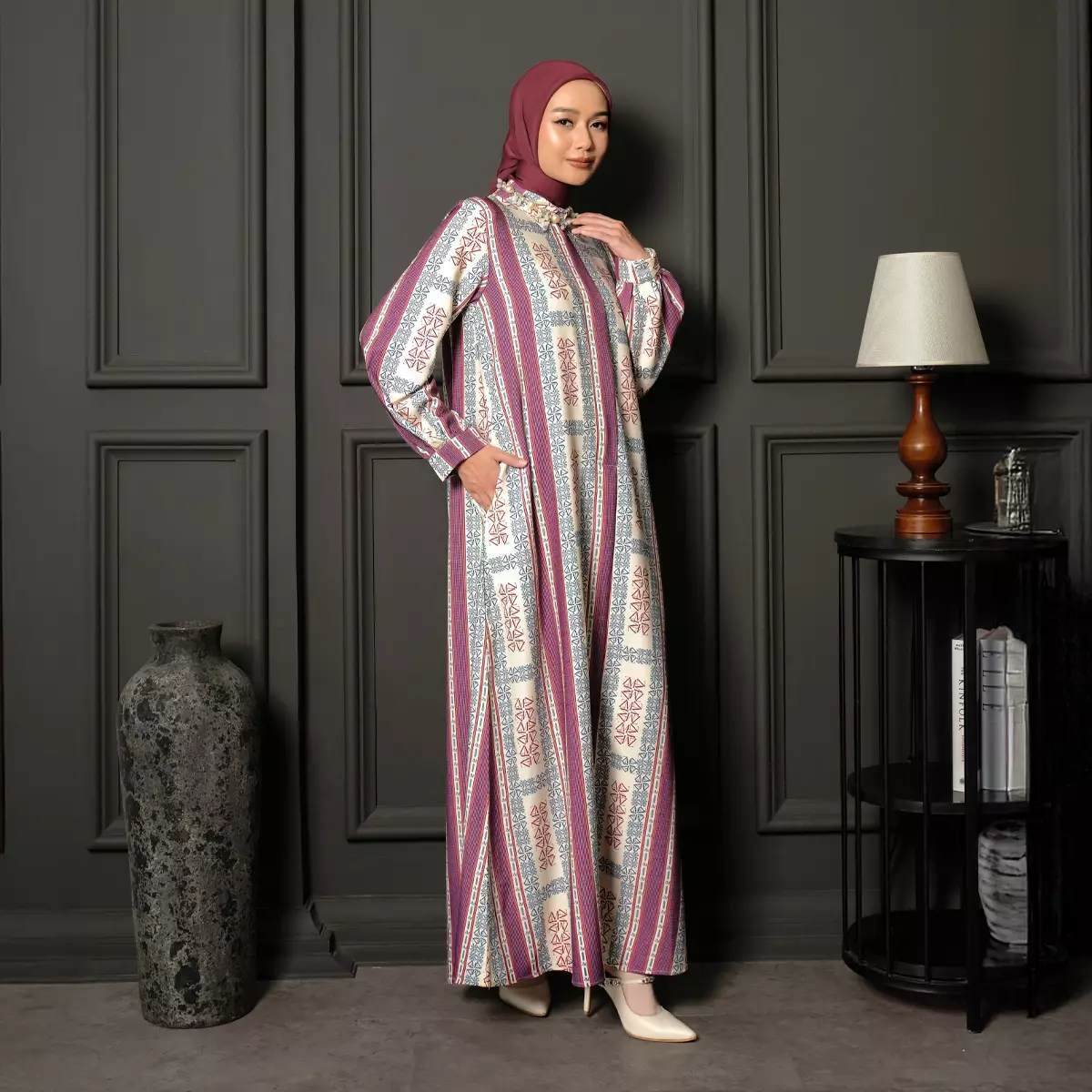 ZM Zaskia Mecca - Marla Maroon Gamis Dress Wanita - Edisi Monogram Lambang