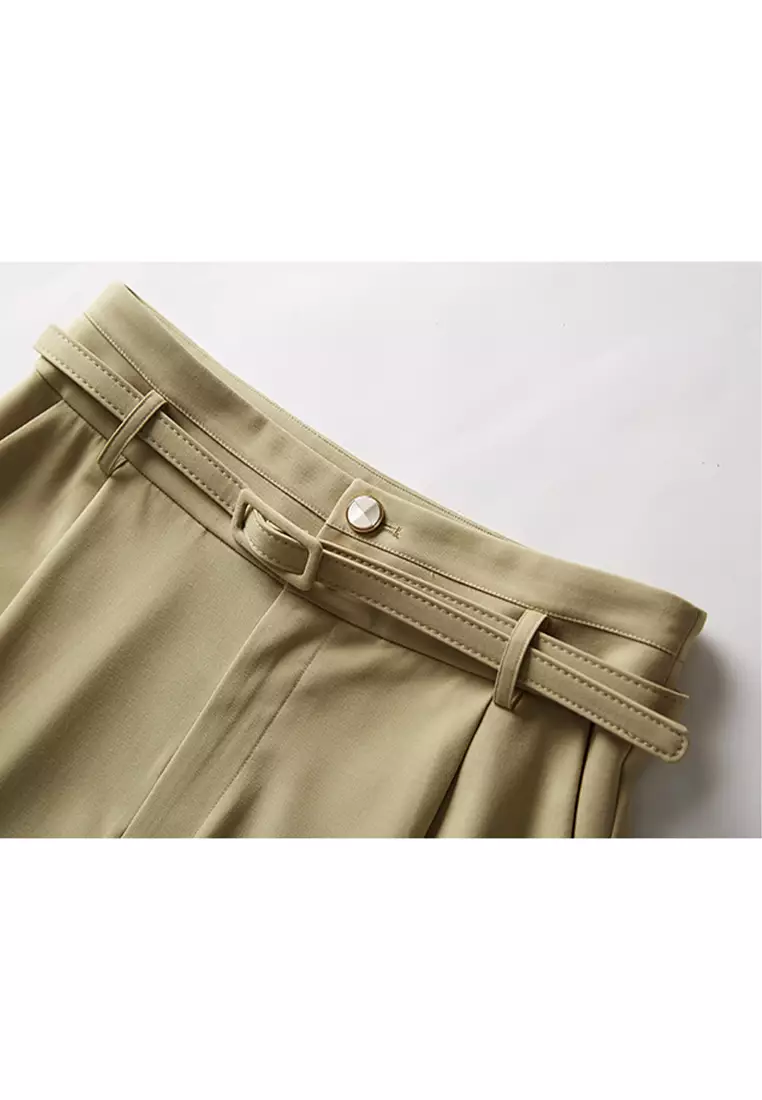 Smart Casual Shorts with Belt