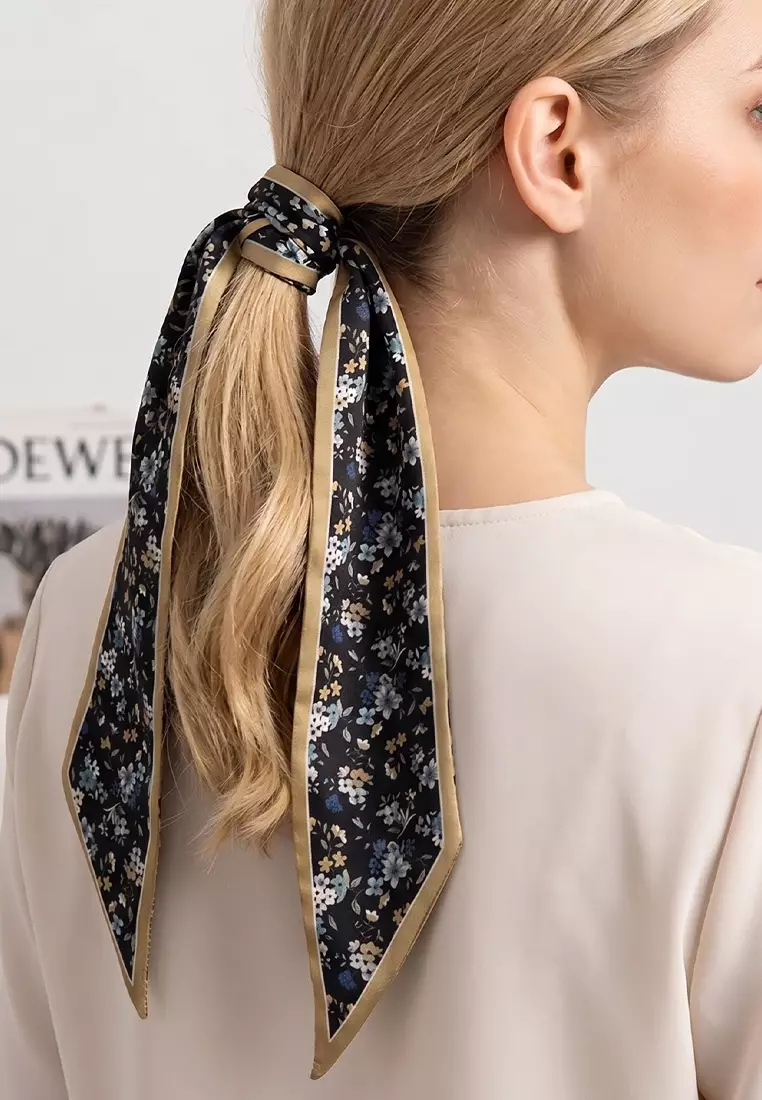 Aksesoris Wanita Flora Leaves Twilly Skinny Multi purpose Scarf Wanita Black & Gold