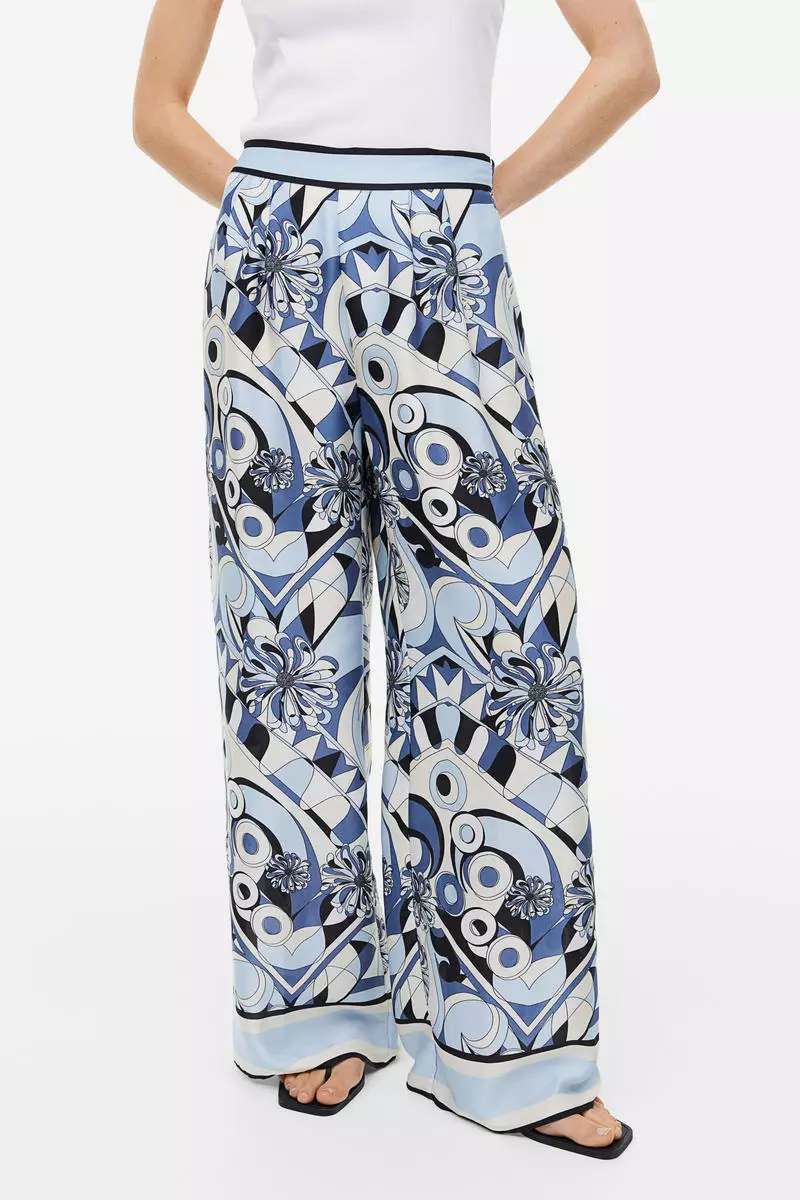 Wide trousers