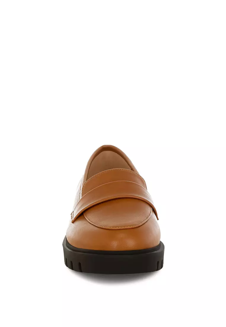 Sepatu Loafer Tebal Kulit Imitasi Warna Coklat Muda