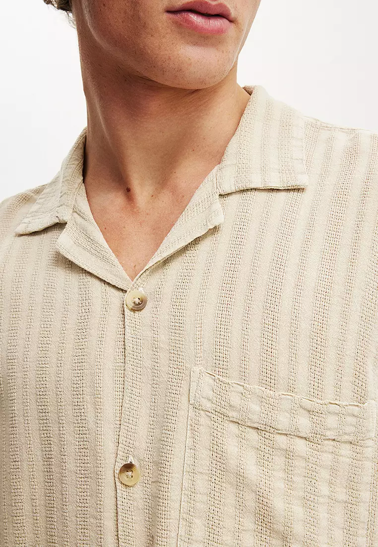 Washed Box Fit Short Sleeve Shirt