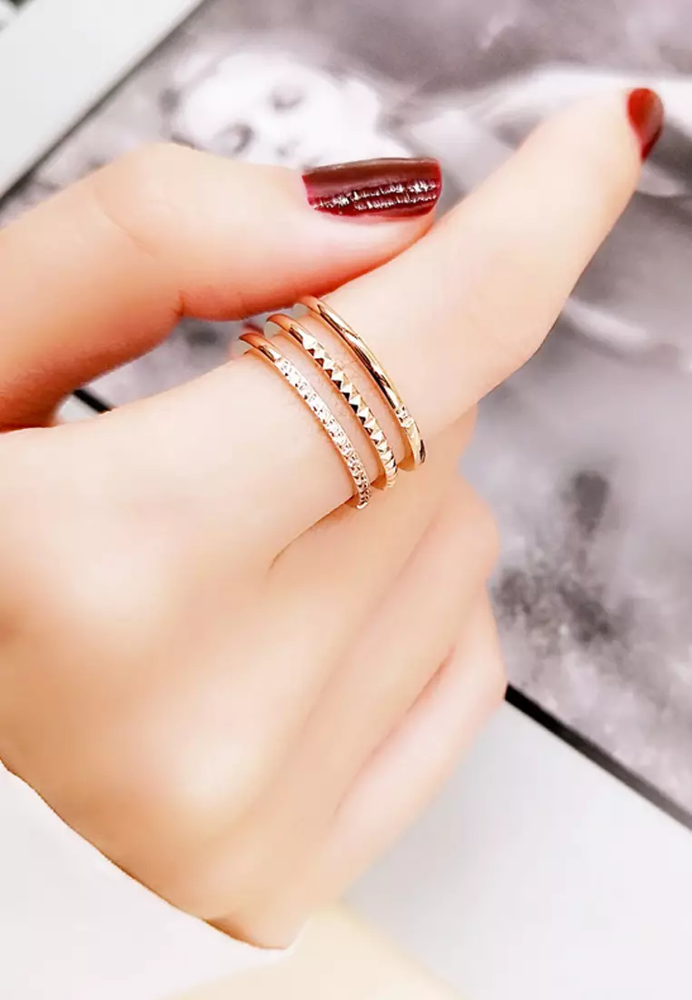 Loretta Tri-Band Ring in Rose Gold