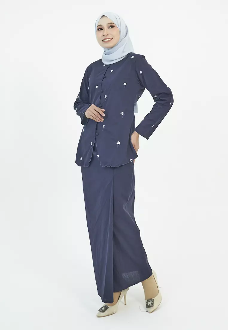 Ottavia Kebaya Pendek
