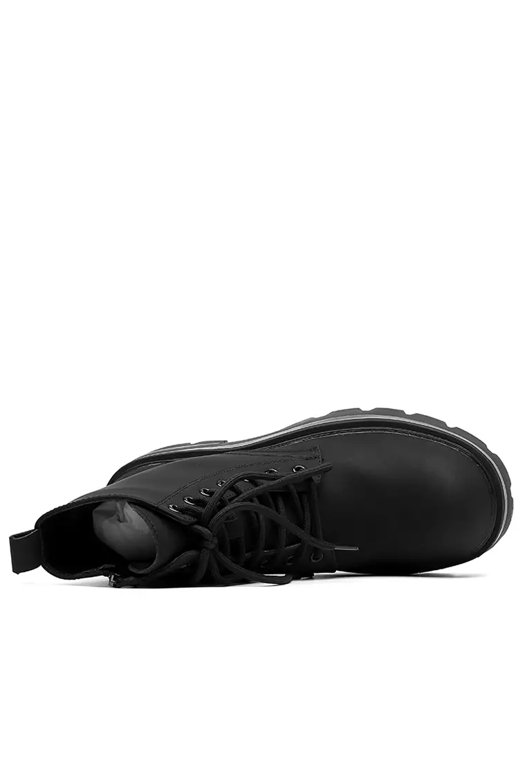 Buy Twenty Eight Shoes Platform Zipper Martin Boots MC7531 2026