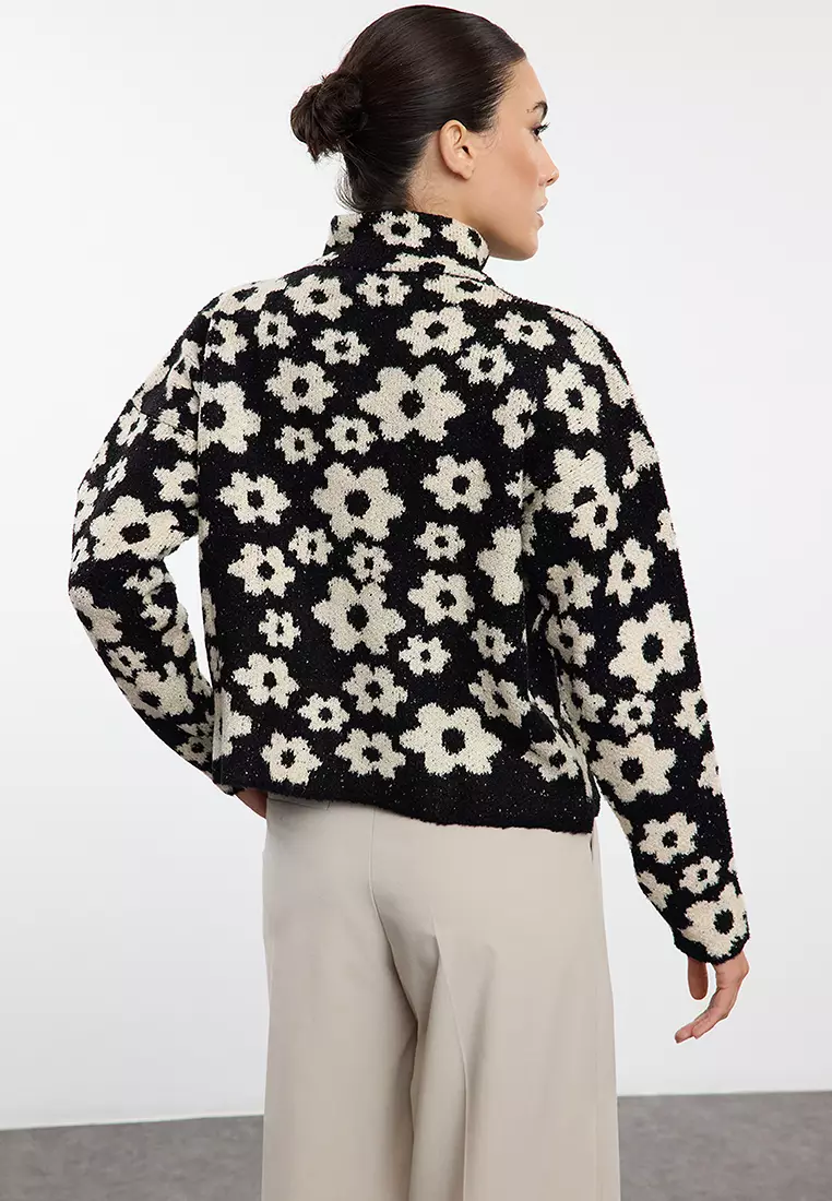 Flower Boucle Cardigan