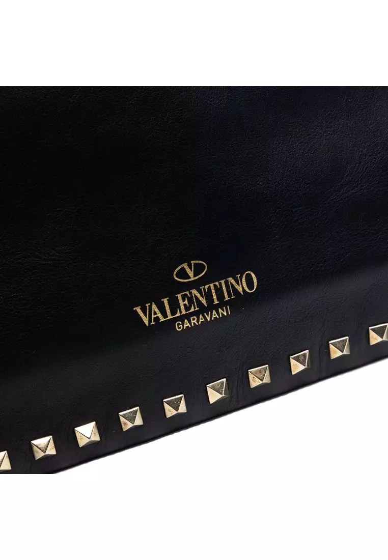 Pre-Loved Valentino Large Leather Rockstud Clutch