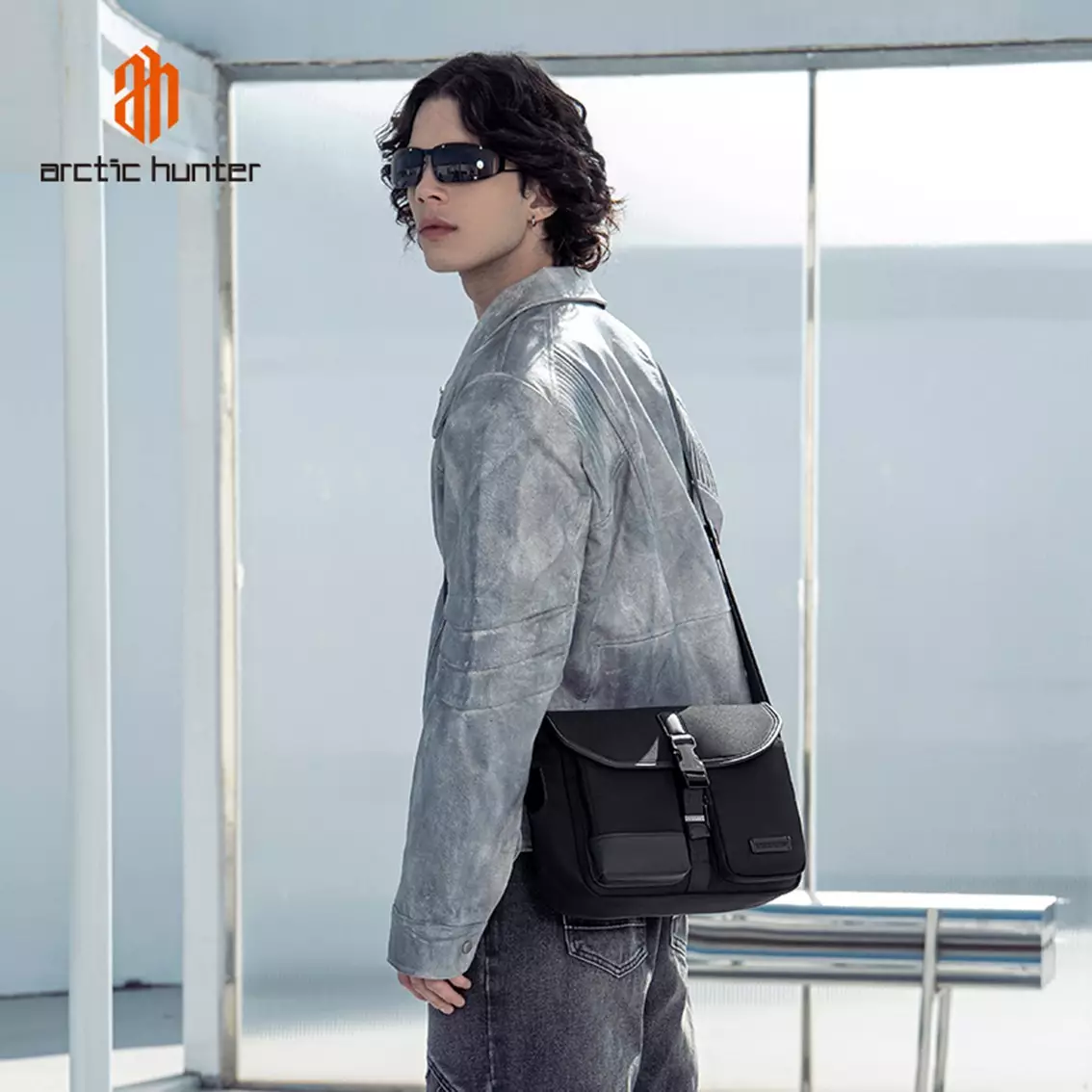 Arctic Hunter KB00827 Tas Selempang Massenger Shoulder Bag Slingbag