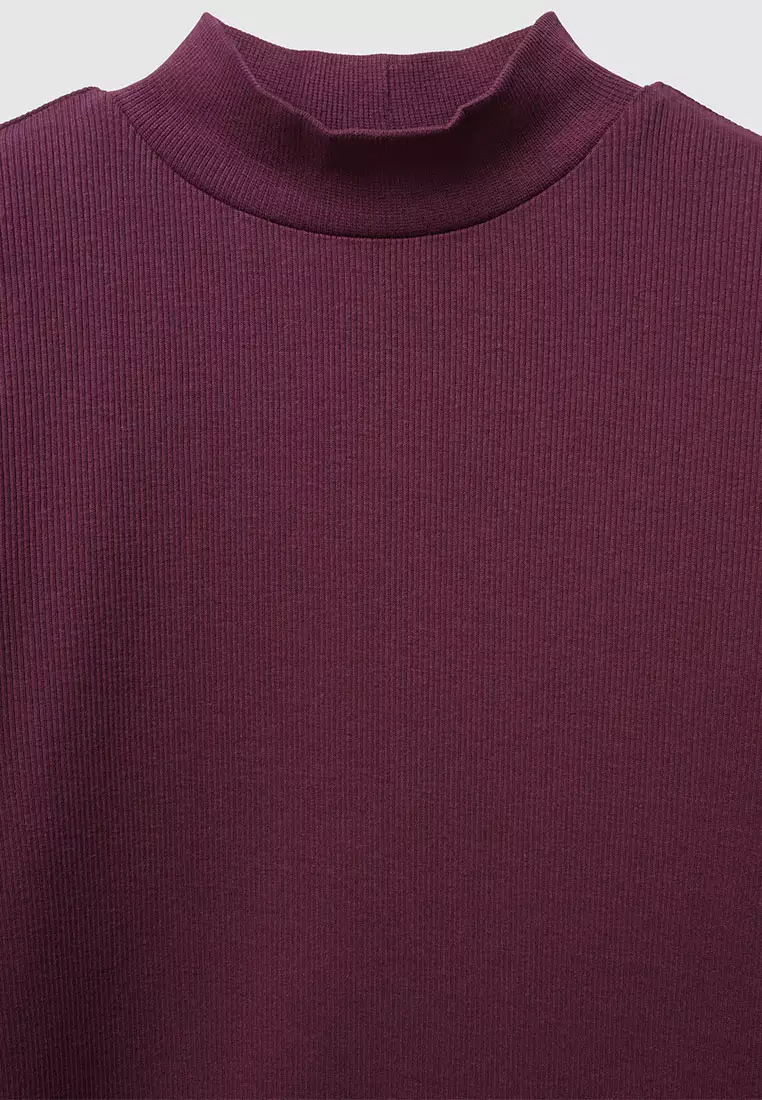 Woman Long-Sleeved T-Shirt