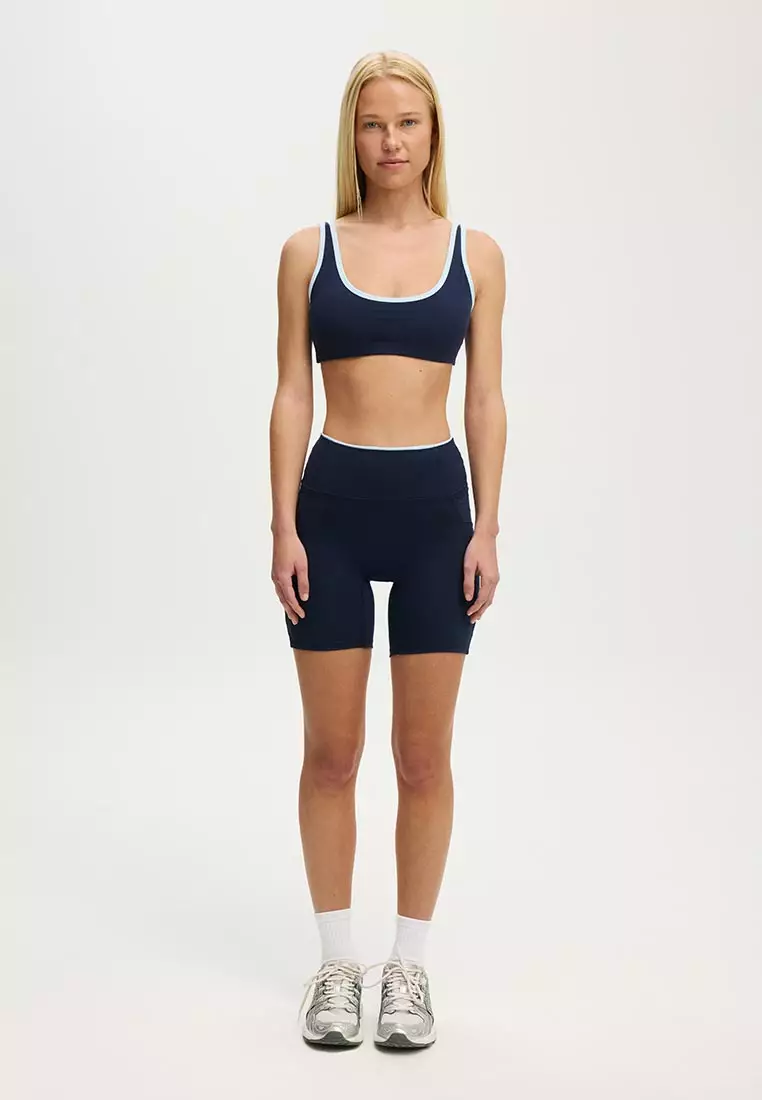 Ultra Soft Low Back Crop