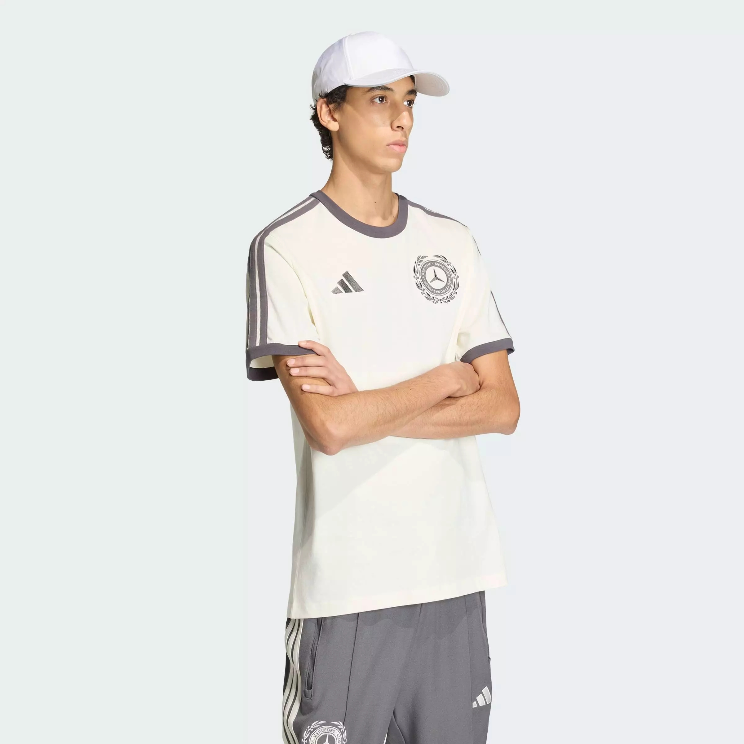 Motorsport MERCEDES - AMG PETRONAS FORMULA 1 TEAM SILVER ARROWS ICON TEE MEN Men White KE8275