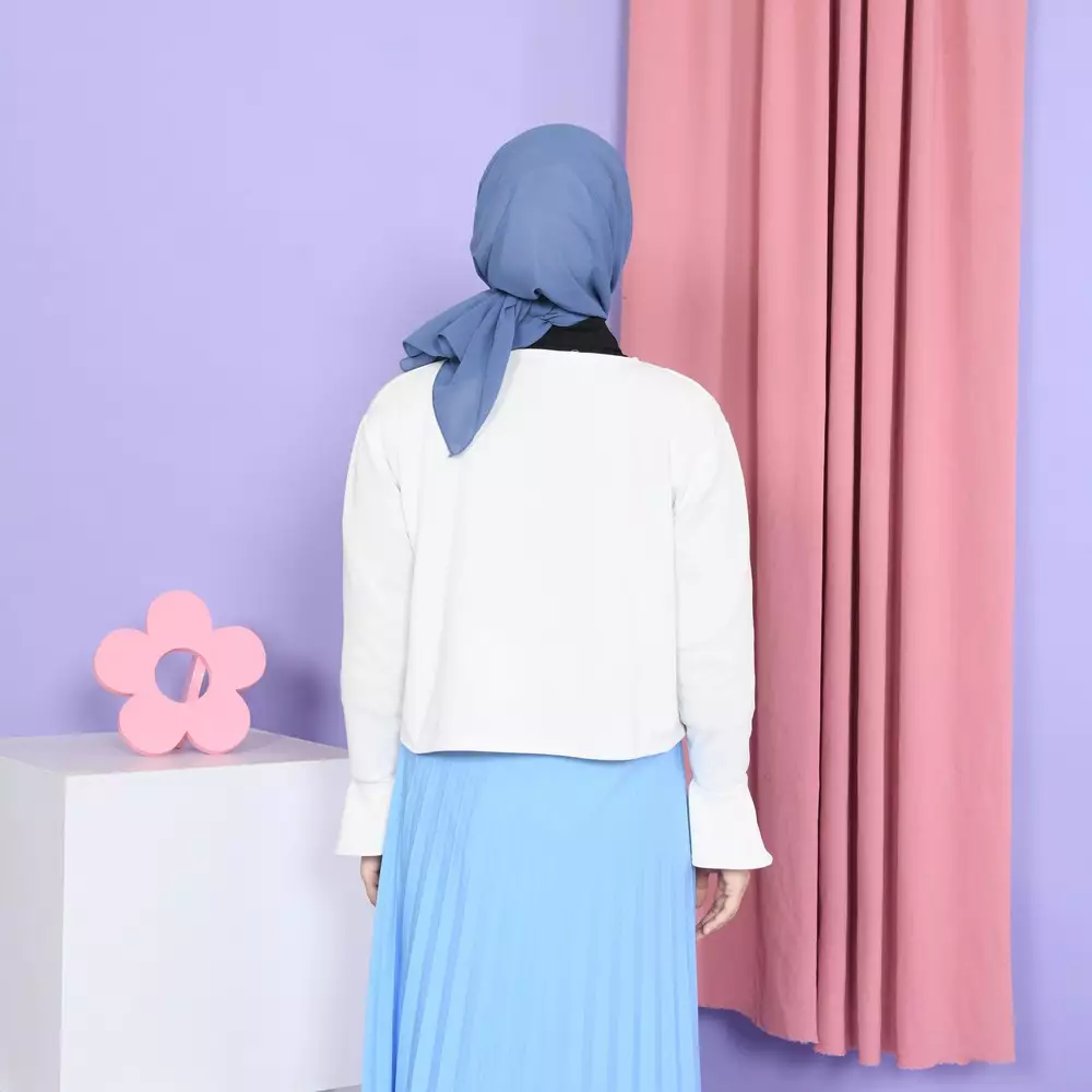 Rose Cardigan - Broken White M19785 R45S3