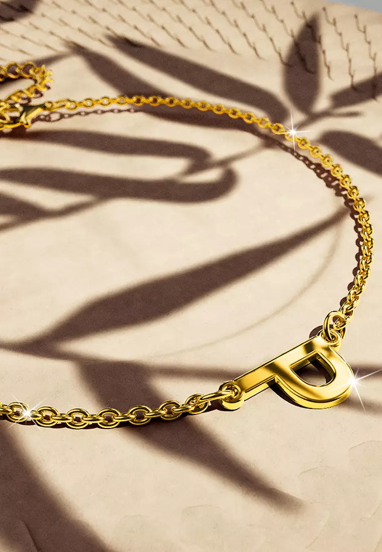 Bold Alphabet Letter Initial Charm Bracelet in Gold Tone - P