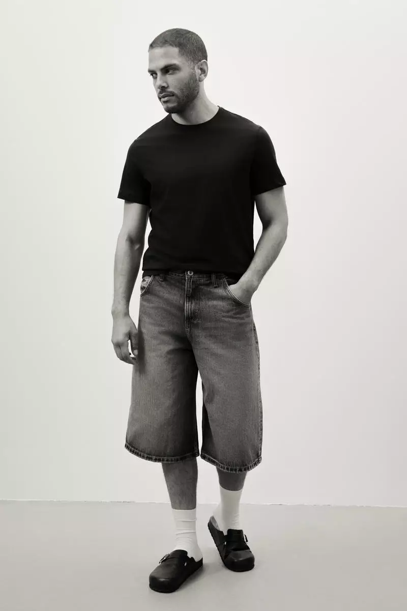 Slim Fit T-shirt