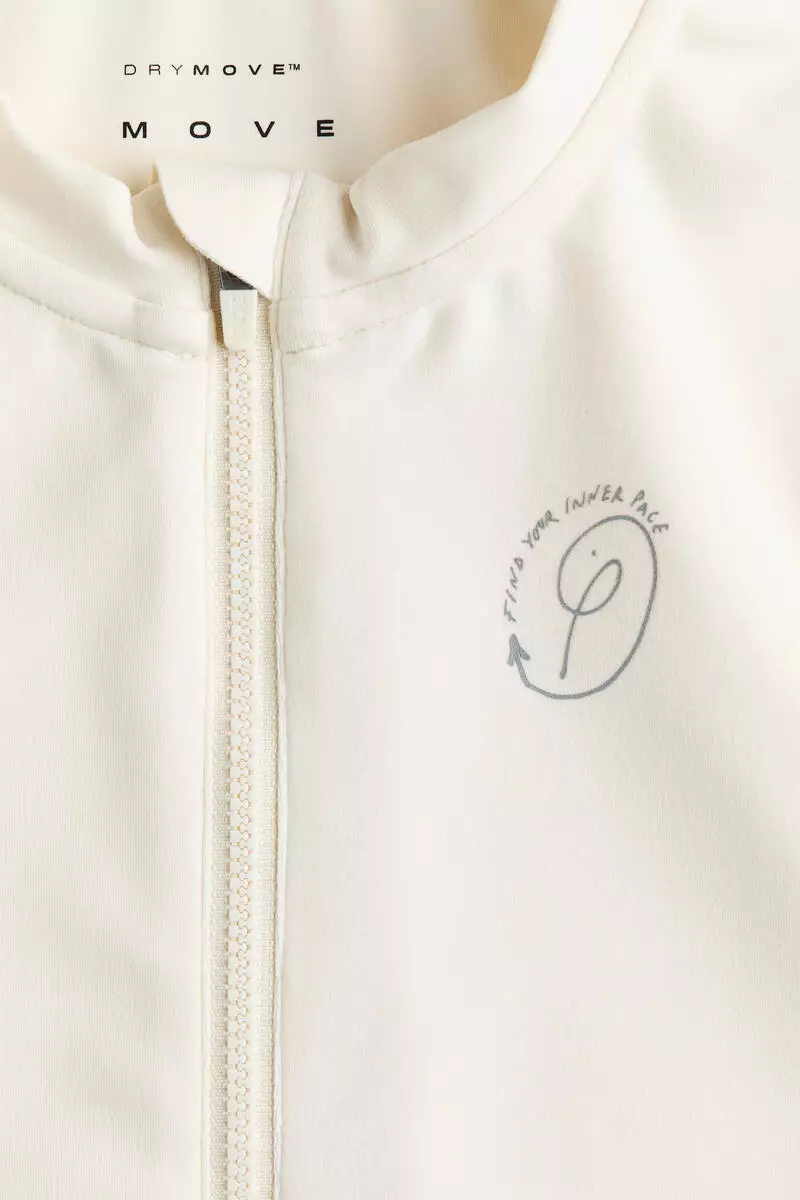 Cycling jacket with DryMove™