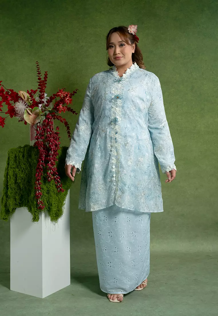 Kaira Plus Kebaya Labuh Set