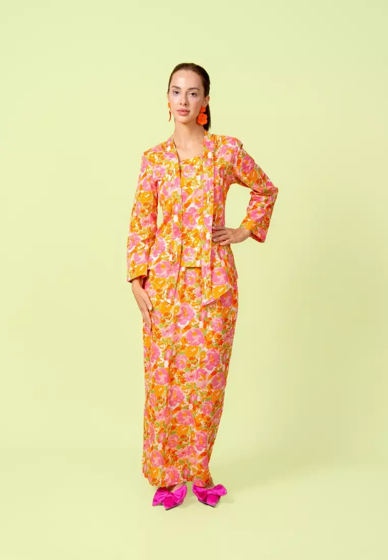 Bayu Somerset Agnes Kotabaru Kebaya - Jenna White