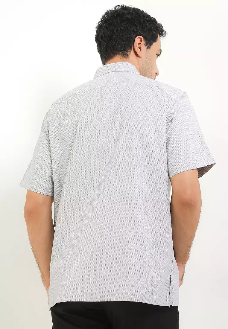 Kemeja Lengan Pendek Guy Laroche Printed Vougen - Loop Black Cotton